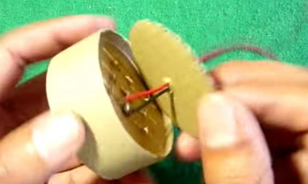 cómo hacer una linterna con un tubo de cartón